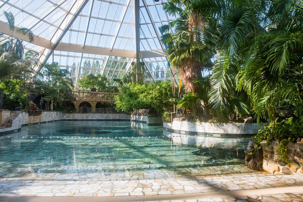 Center Parcs De Eemhof Hotel Zeewolde Bagian luar foto
